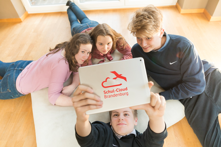 Brandenburg startet ins neue Schuljahr: mit der Schul-Cloud Brandenburg